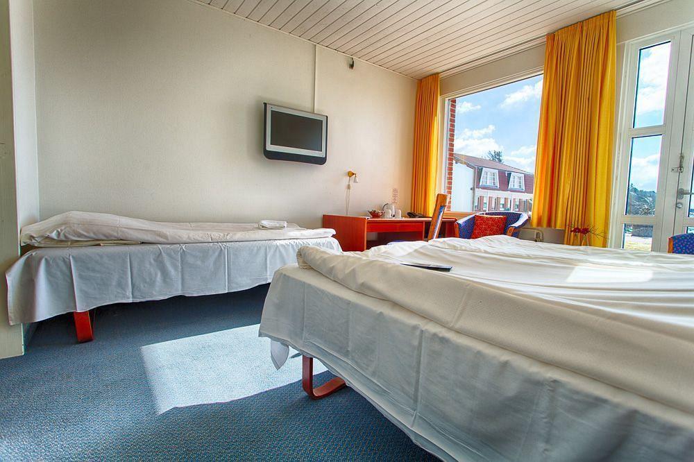 Hotel Pinenhus Glyngore Екстер'єр фото